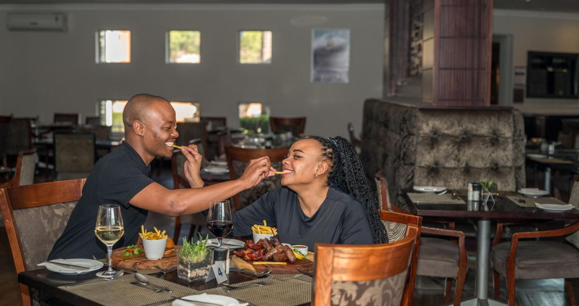 Anew Hotel Highveld Emalahleni Kültér fotó
